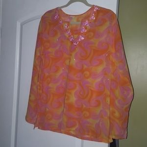 shirt says extra large but it was mine and I'm 6-8