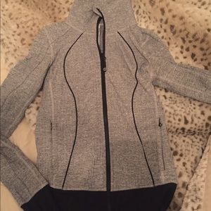 Lulu lemon houndstooth zip up jacket