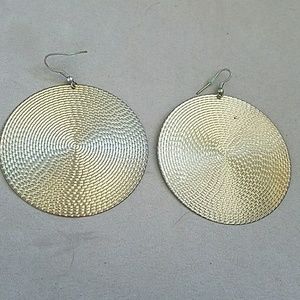 Gold disc earrings