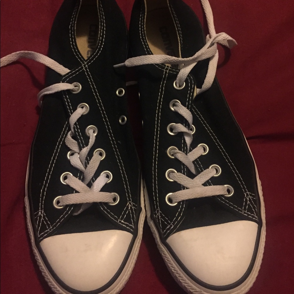 Women's Black and white converse