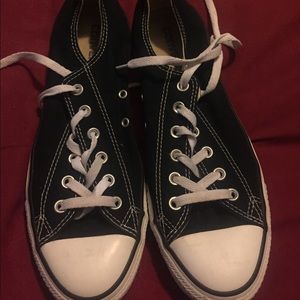 Women's Black and white converse