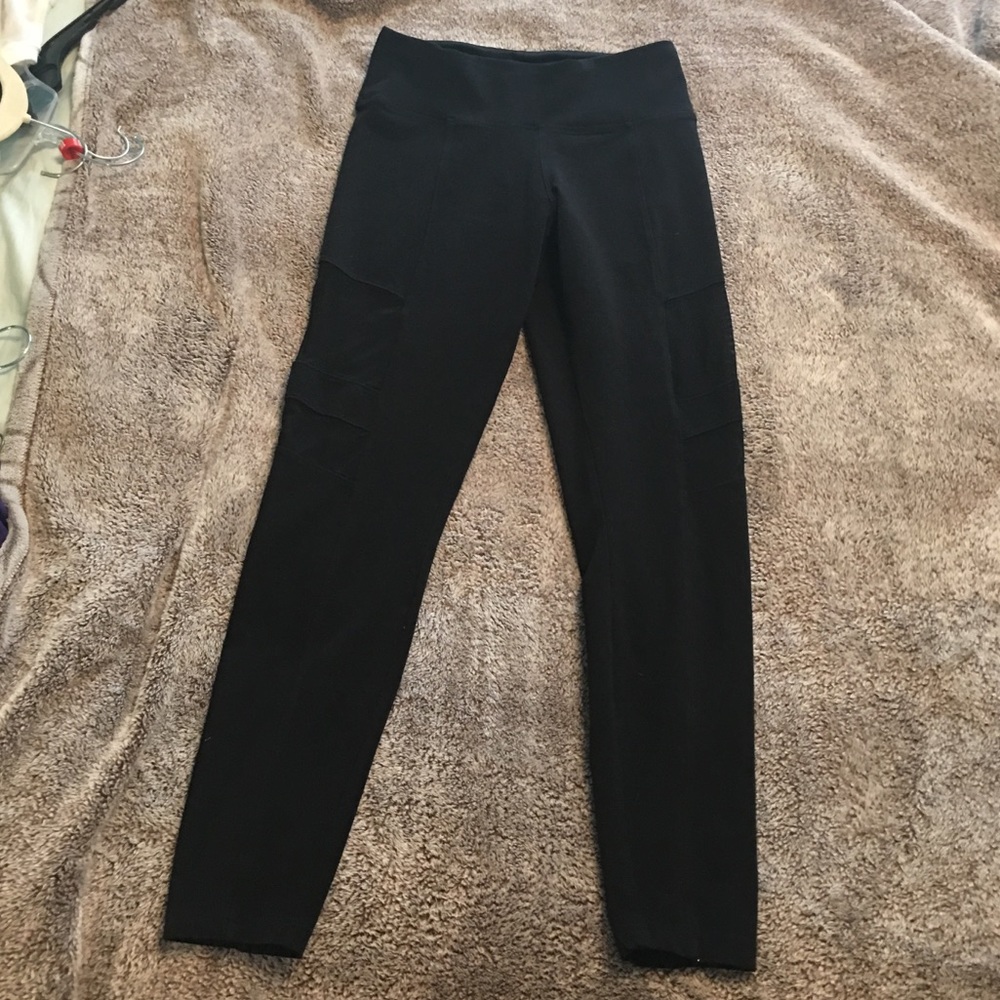 Black leggings with mesh details