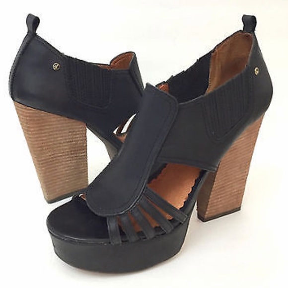 Lucky Brand Shoes - LUCKY BRAND "PALMA" Black Leather Platform Sandals