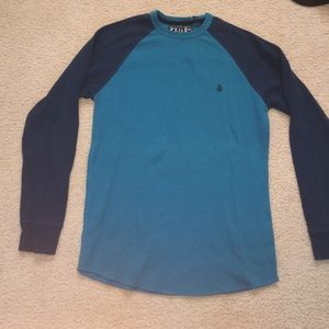 Volcom men's sweater size small.