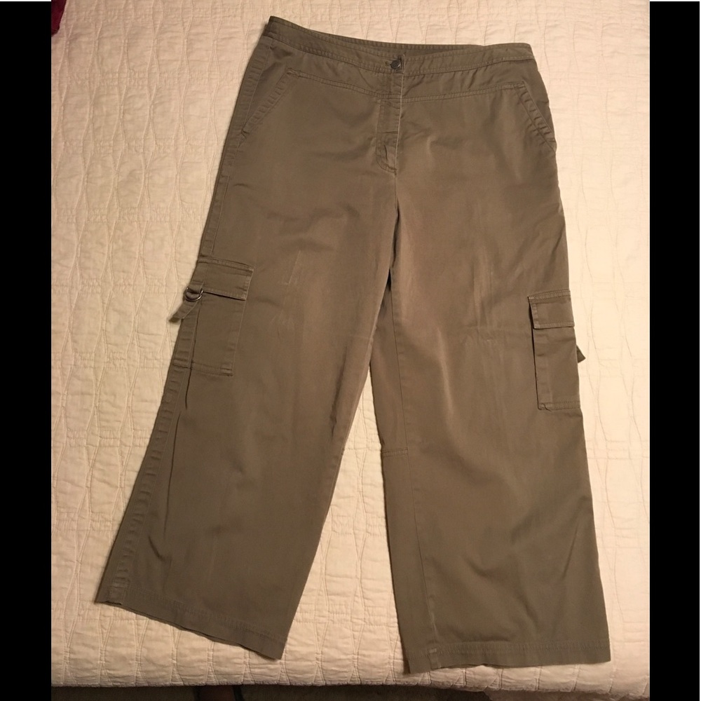Chicos Capri's