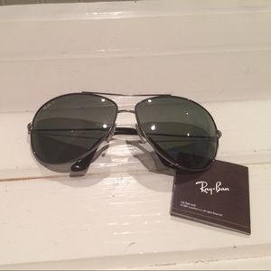 Ray-Ban Aviator Sunglasses