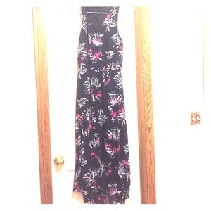 SALE!! Banana Republic Maxi