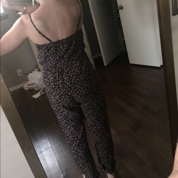Floral Jumpsuit - Picture 6 of 6