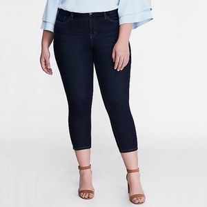 ➕ Skinny Capri Jeans