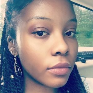 Meet your Posher, Destiny