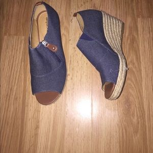 COMFORT VIEW blue denim burlap wedges