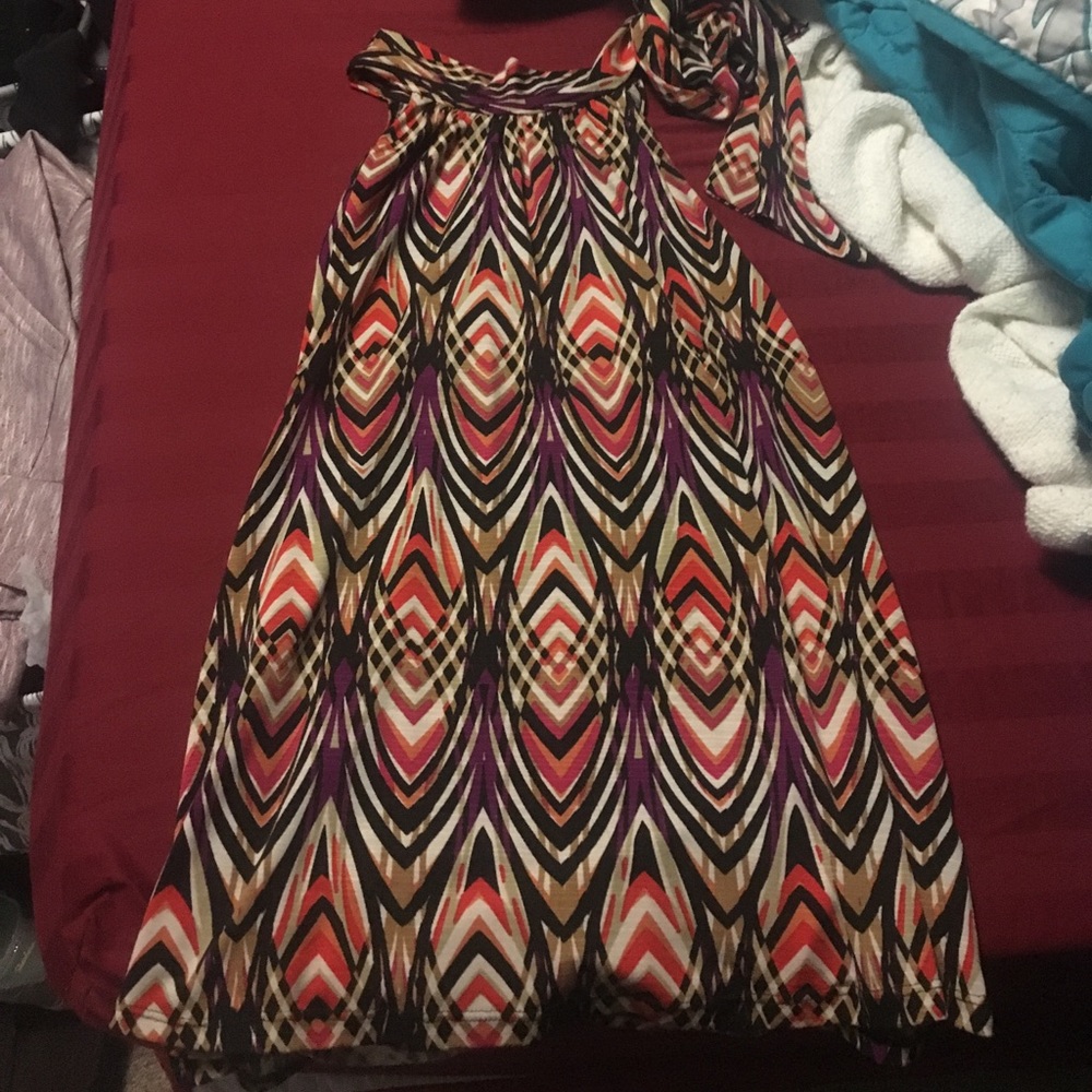 Sleeveless blouse, women’s dress top. Halter top