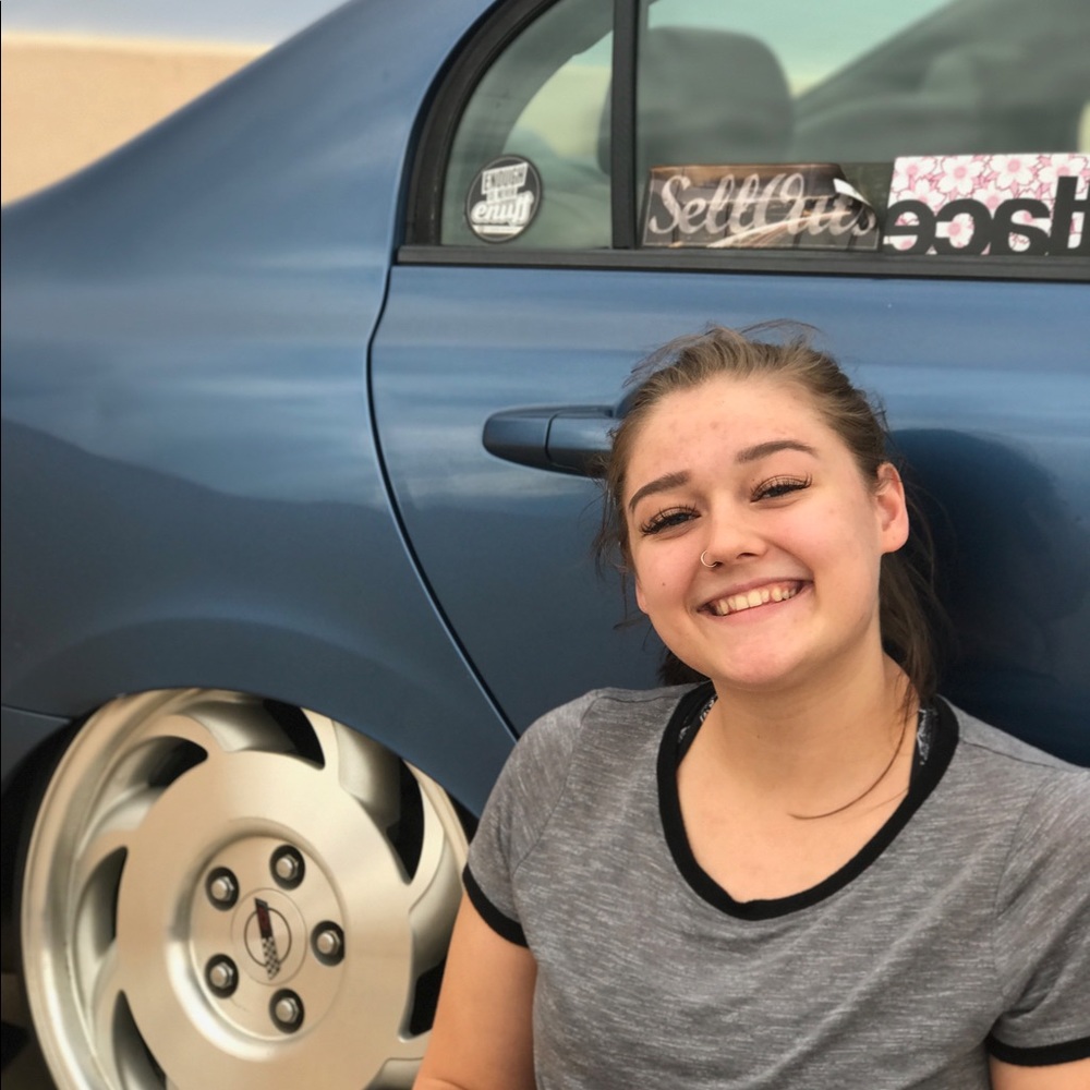 Meet your Posher, Sierra
