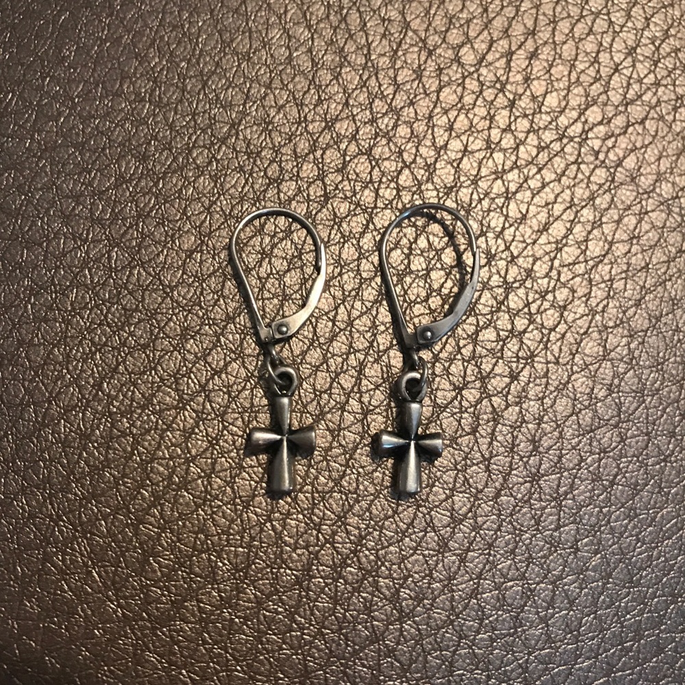 James Avery St. Teresa Leverback Earrings