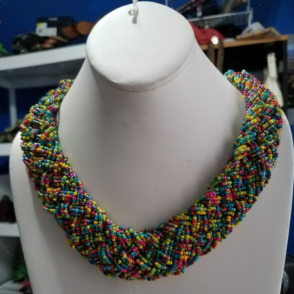 Multi color choker necklace