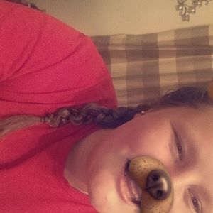 Meet your Posher, Halie