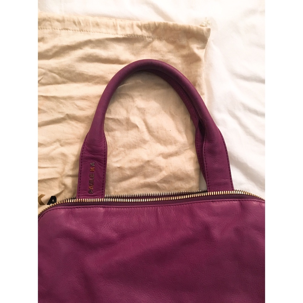 🌟SALE🌟Paule Ka purple zip tote - Picture 4 of 5