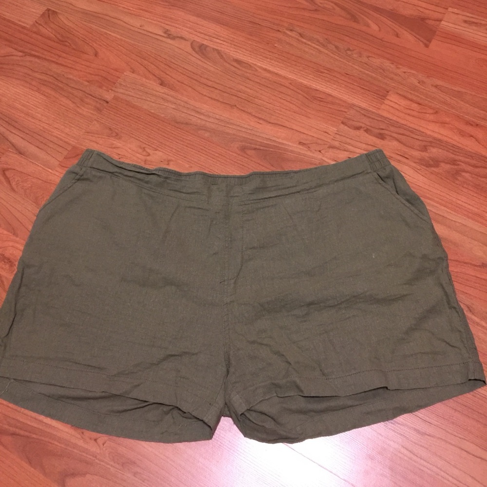 Olive Green Linen Shorts!