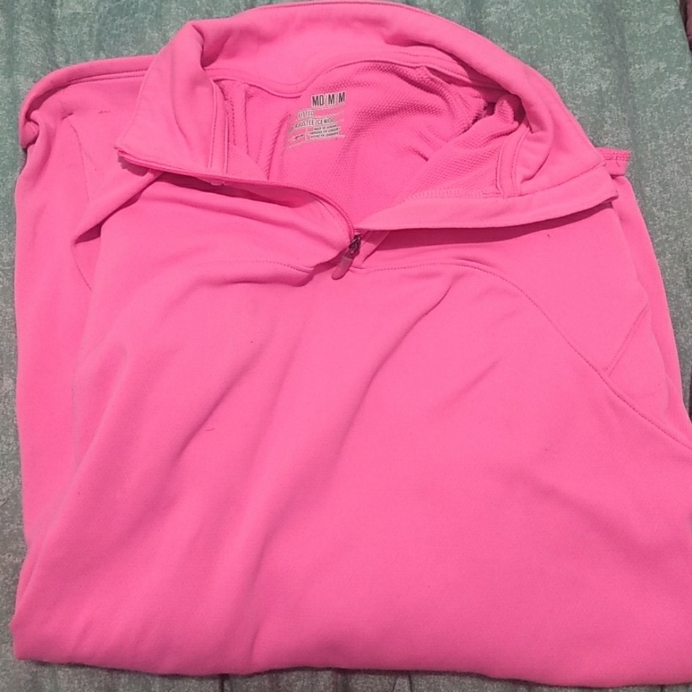 Under Armour light weight top