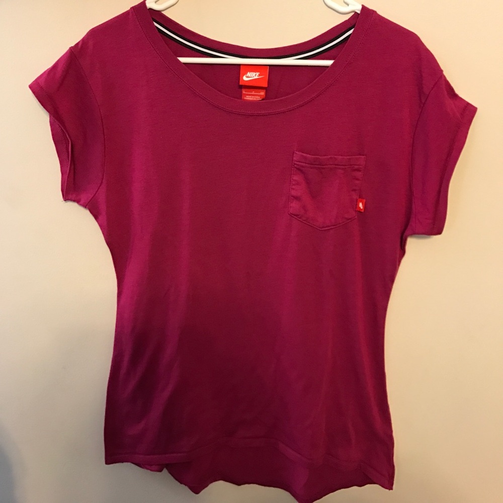Nike tee shirt with pocket.