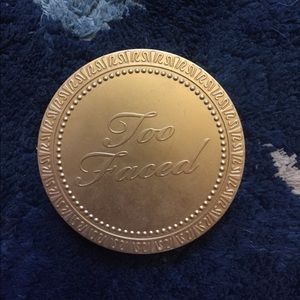 Too Faced Bronzer
