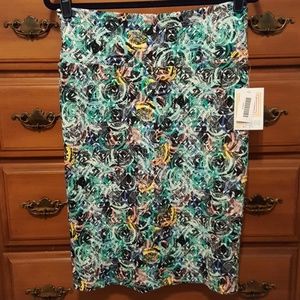 NWT Lularoe Medium Cassie Pencil Skirt Swirl Print