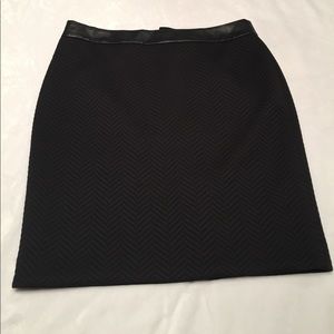 Banana Republic black pencil skirt