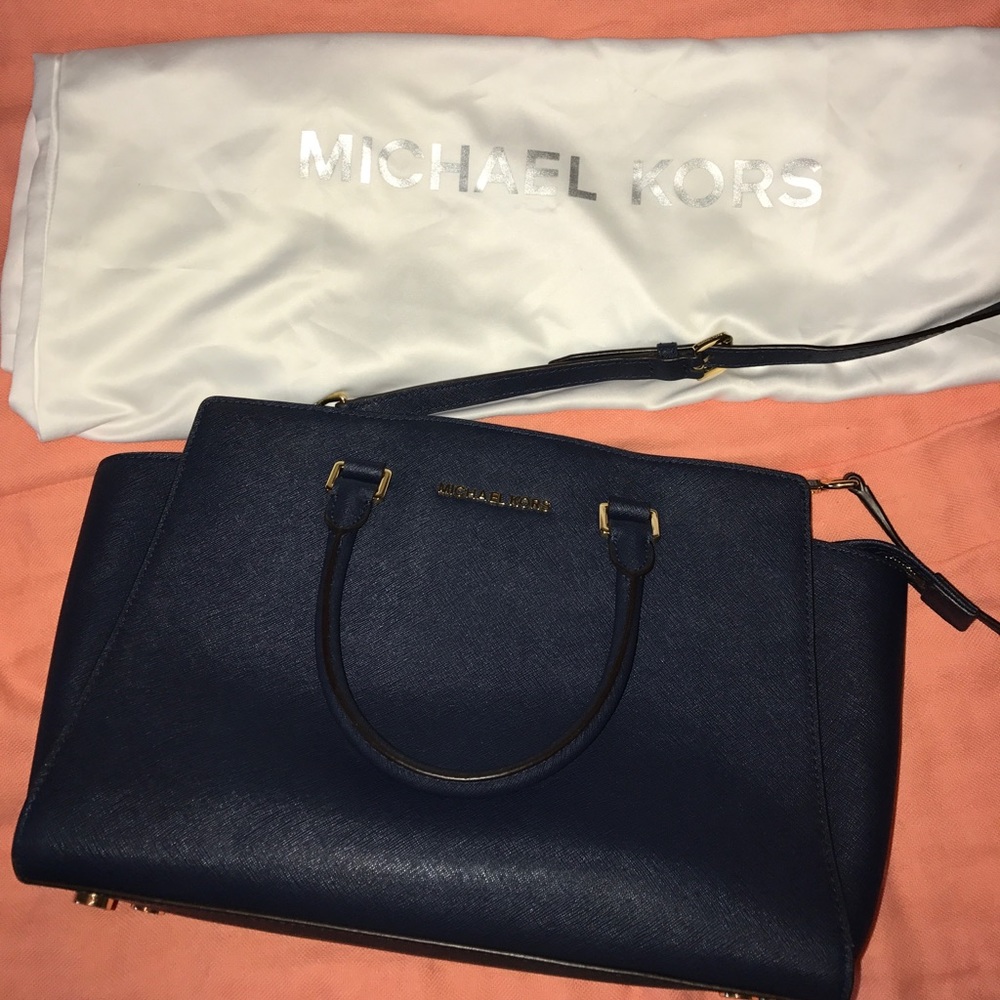 Authentic Michael Kors purse