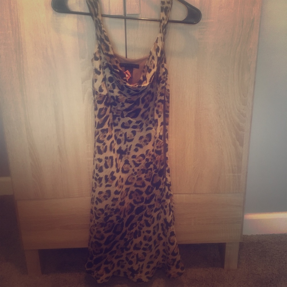 Limited slip leopard dress