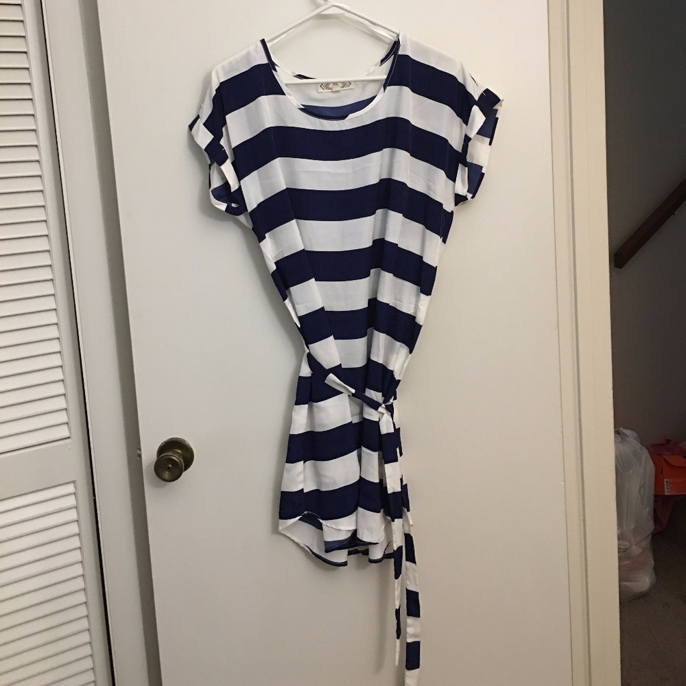 Super Adorable Navy & White Dress
