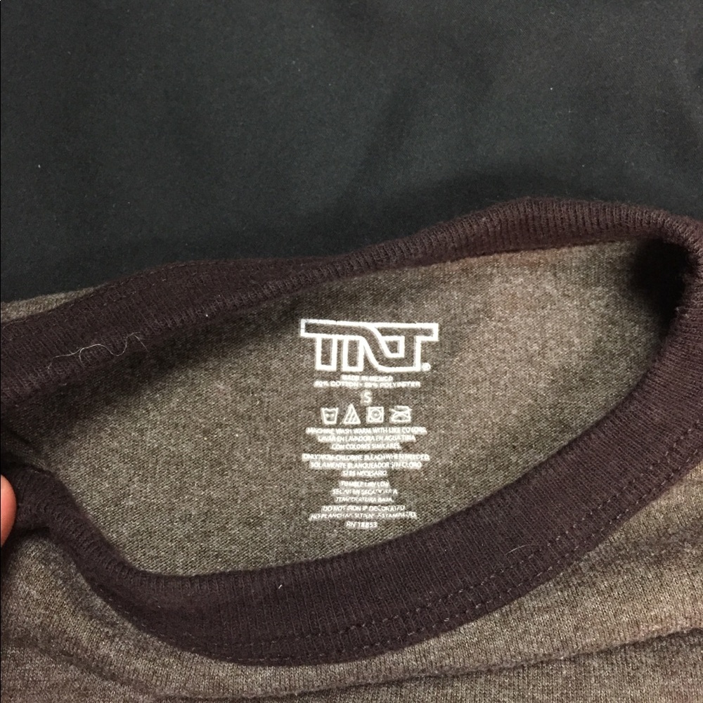 Size S - Picture 2 of 3