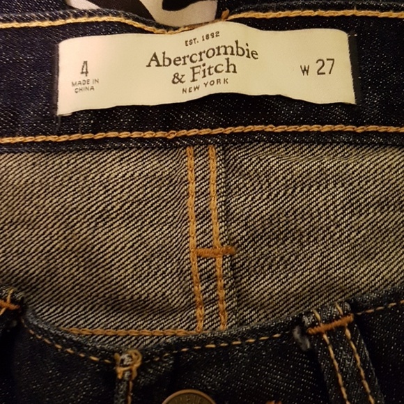 Abercrombie and Fitch Skinny Jeans (Women) - Picture 4 of 4
