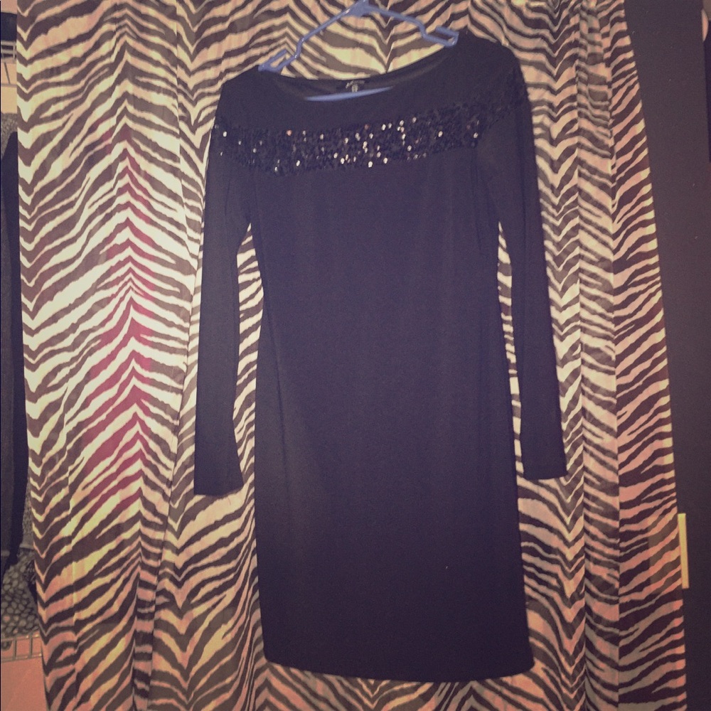 Little black dress size 5/6