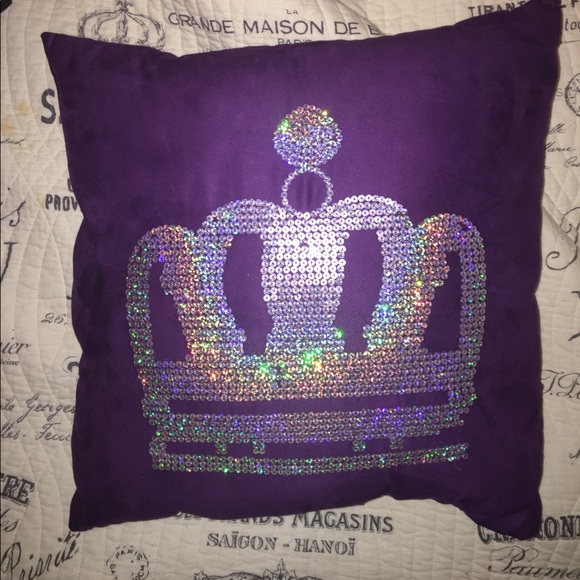 Other - Suede crown pillow