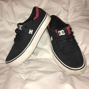Kids skater shoes size 3.5
