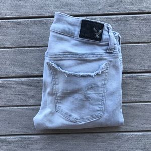 Light Wash Distressed Jeans