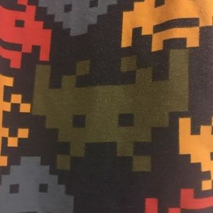 Space invaders EUC Lularoe OS