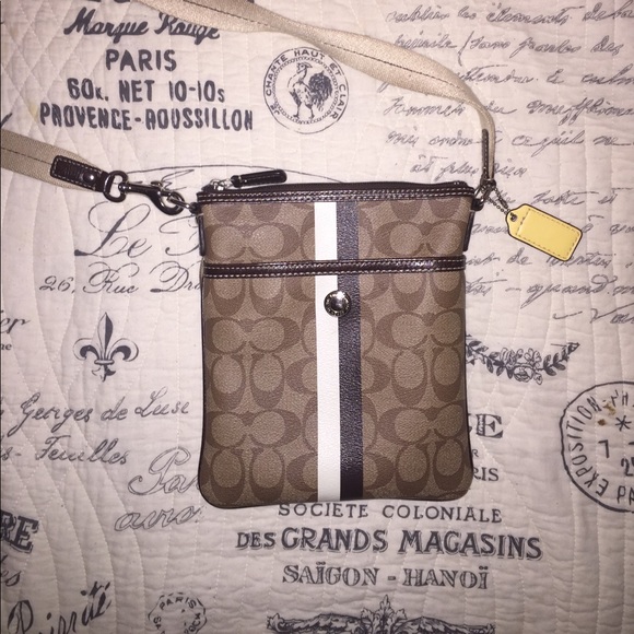 COACH BROWN CROSSBODY - Picture 1 of 4