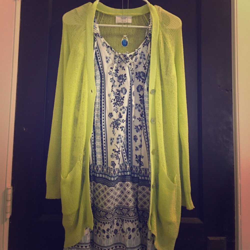 Loose yellow green cardigan