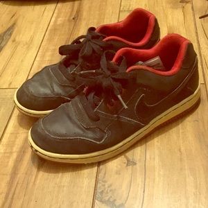 NIKE sneakers boys size: 3