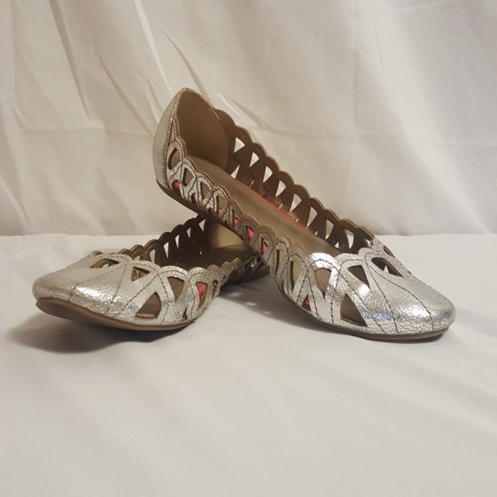 Silver flats