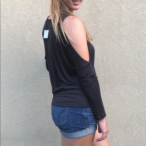 SOLD “Olivia" Top - Picture 2 of 3