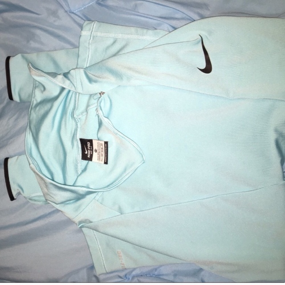 XS NIKE BLUE SLIM FIT JACKET!