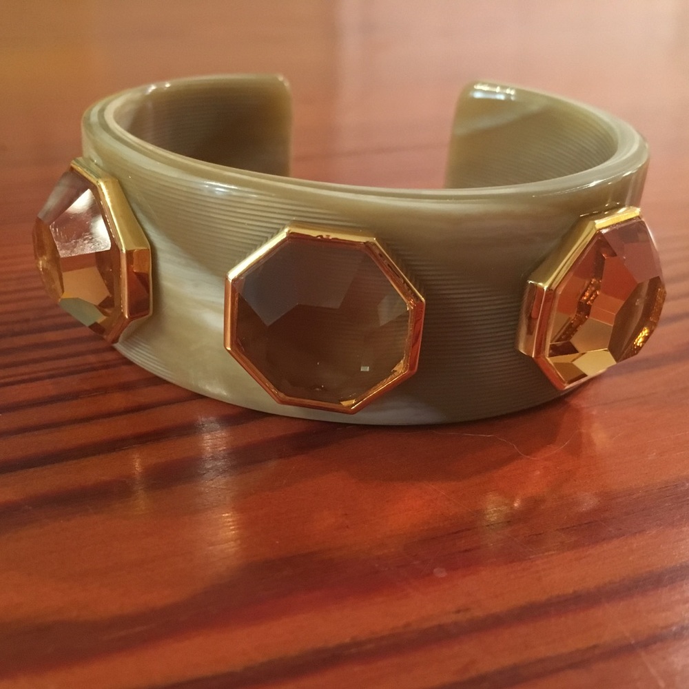 NWT- Octagon Faux Horn Cuff Bracelet