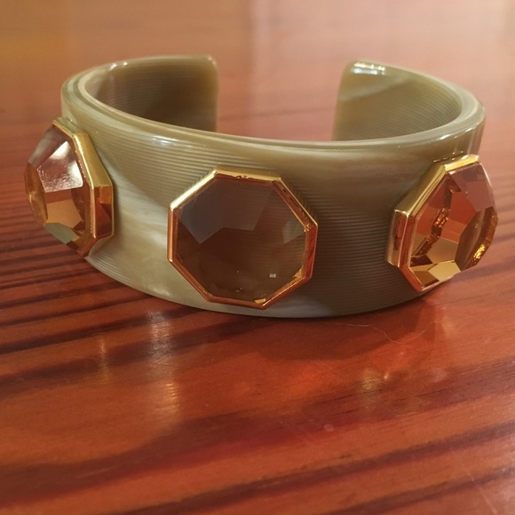 Louise Et Cie Jewelry - NWT- Octagon Faux Horn Cuff Bracelet