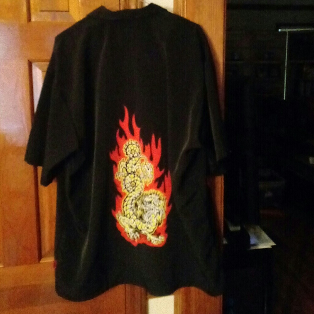 Shirt - Picture 3 of 4