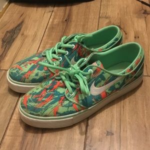 *BRAND NEW* NIKE SB shoes
