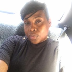 Meet your Posher, Deidre