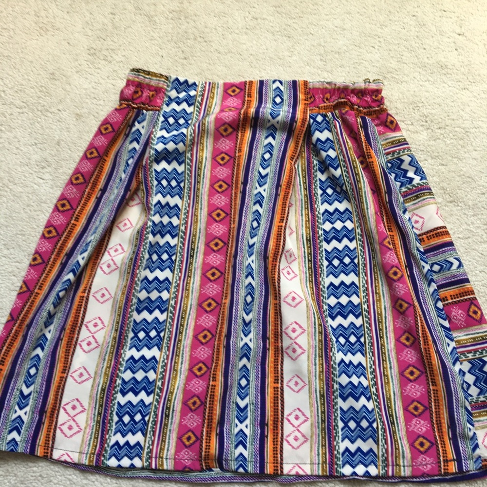 Patterned skirt!