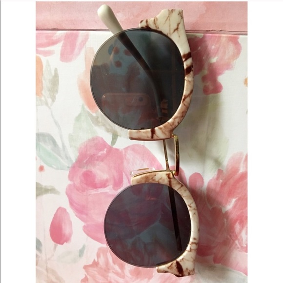 White Marble and Coffee Colored Sunglasses - Picture 3 of 3